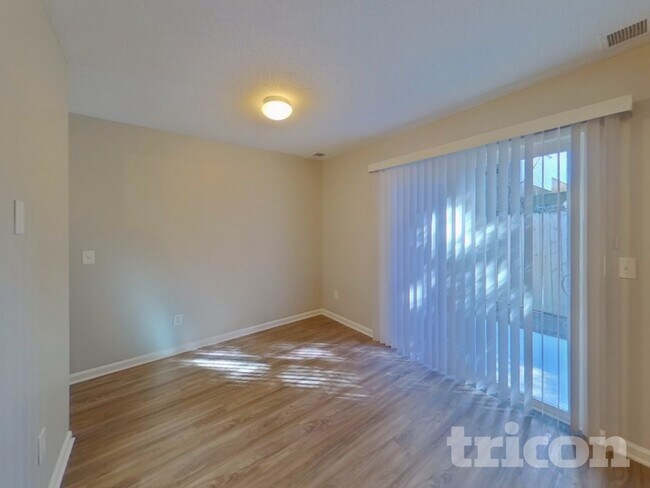 Photo - 31 Gatewood Way