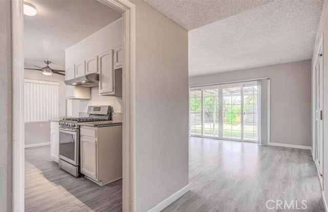 Photo - 14909 Pemberton Dr