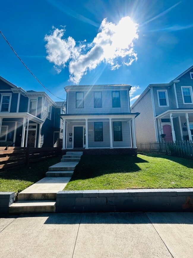 Photo - 1101 Oakwood Ave Apartment Unit #1