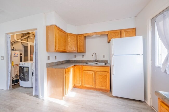 Photo - 206 Wesley Ave