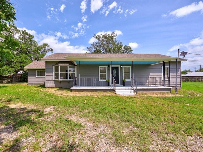 Photo - 610 Linden St