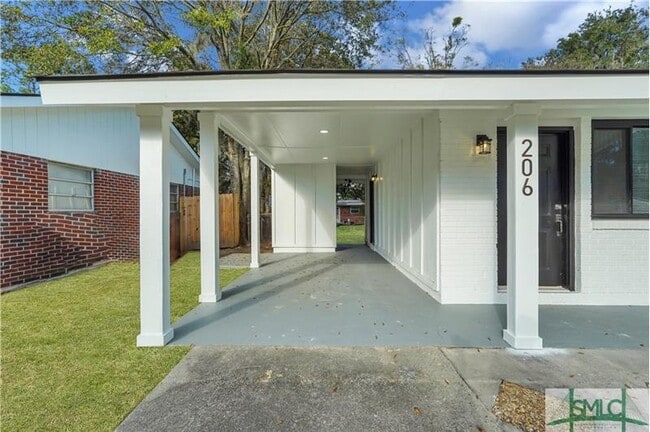 Photo - 206 Seminole St