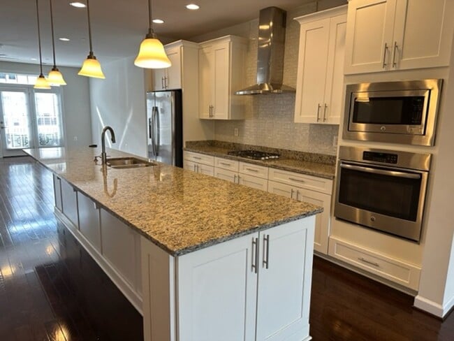 Photo - Gorgeous 4-Bed 3.5-Bath Townhouse next to Ft Meade
