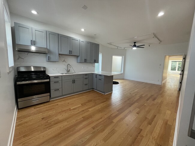 Kitchen - 4833 N Central Park Ave Unit 2nd Floor