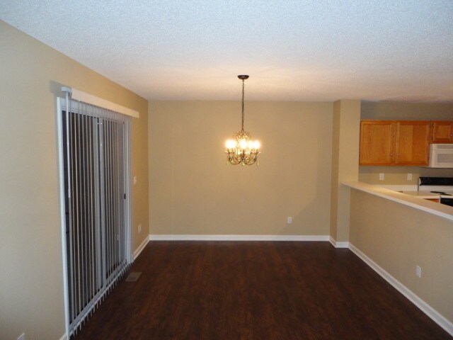 Photo - 505 Westminster Dr