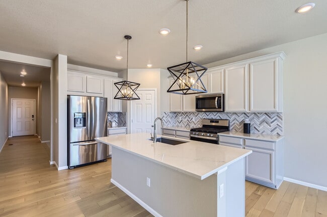 Photo - 588 Silver Rock Trl