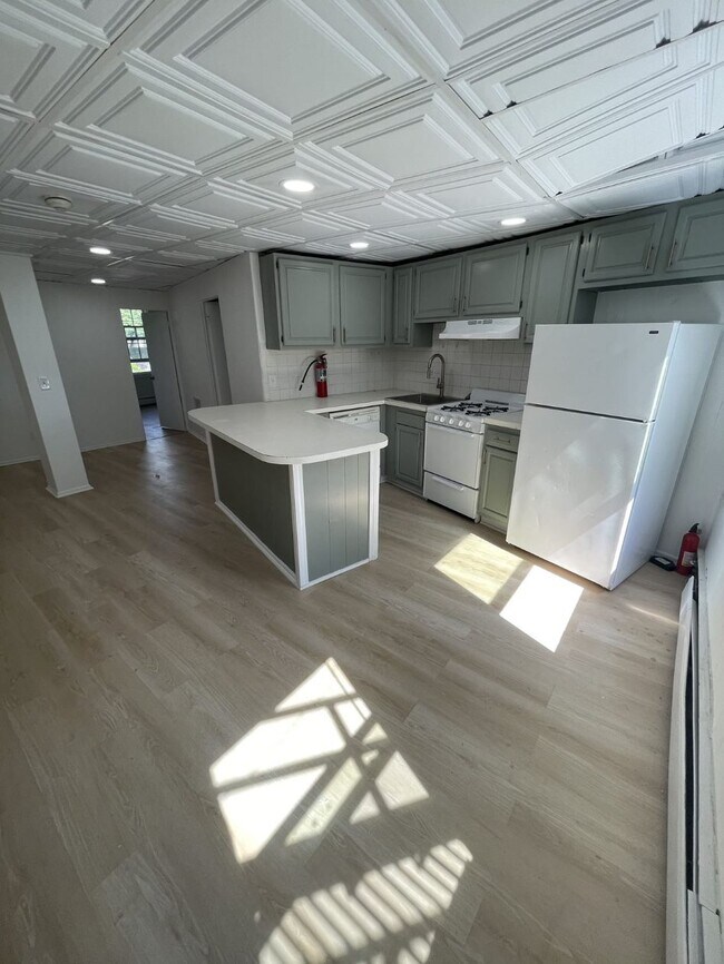 308 Benefit St