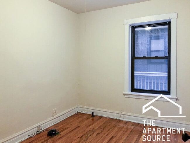 Photo - 2606 W Gunnison St Unit 2