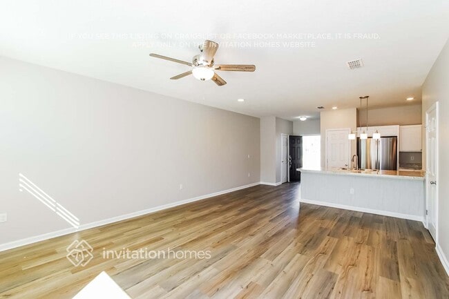 Photo - 16 Great Star Ct