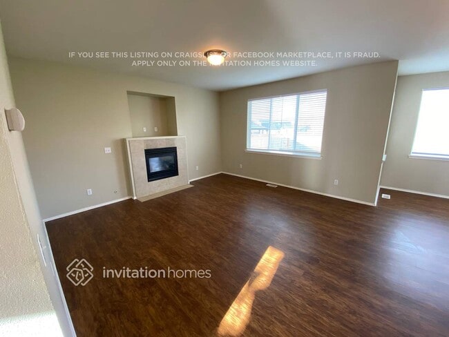 Photo - 209 Phoenix Ave SW