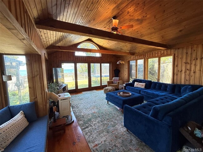 Photo - 107 Waterview Dr
