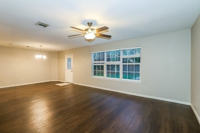Photo - 11118 Opatrny Meadows Ln