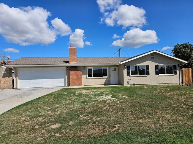 Practically New Home in Moreno Valley with... - Practically New Home in Moreno Valley with...