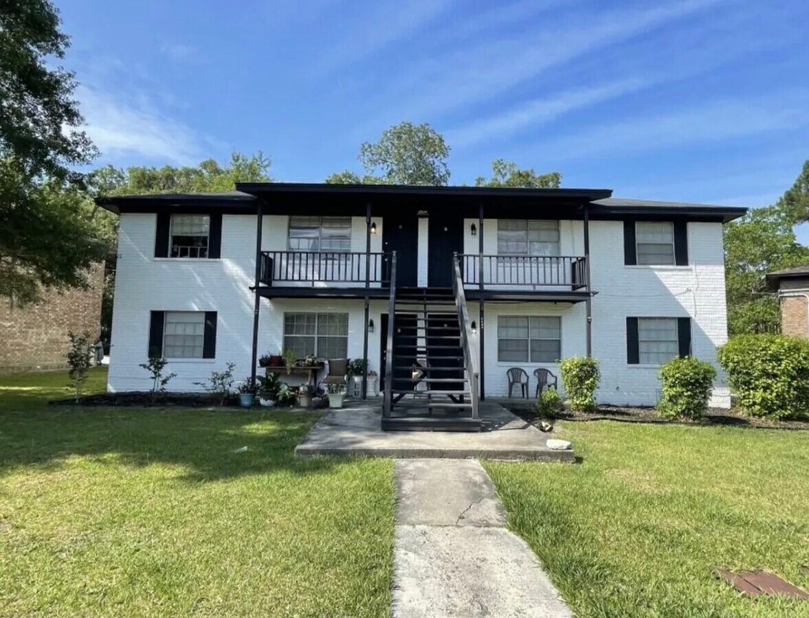 Photo - 2509 Oak Forest Dr
