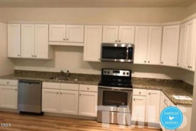 Photo - 136 Sunnyview Ln