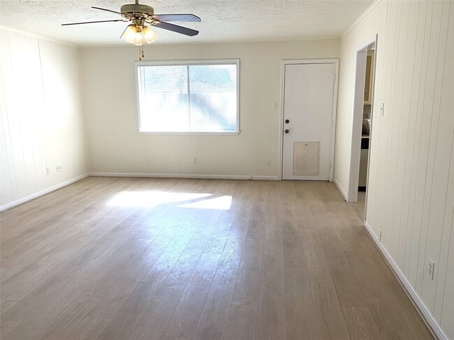 Photo - 13611 Elm Ct