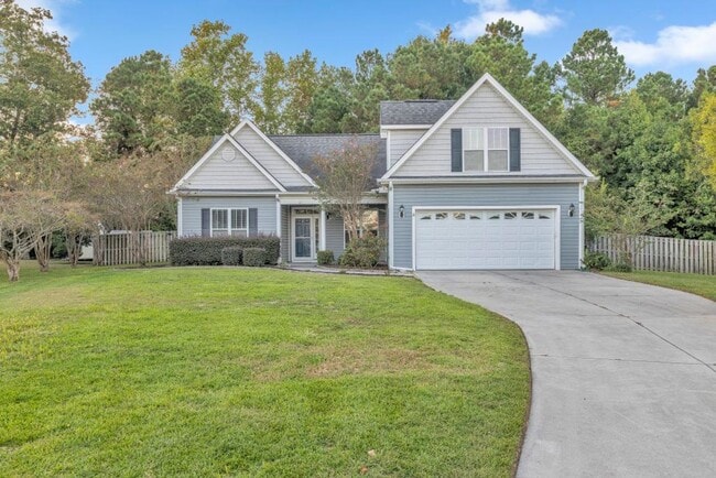 Building Photo - Great location between Wilmington and Jack...