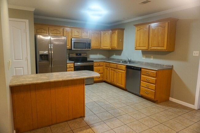 Photo - 3 Bedroom/ 2Bath Minutes from NEA Available NOW