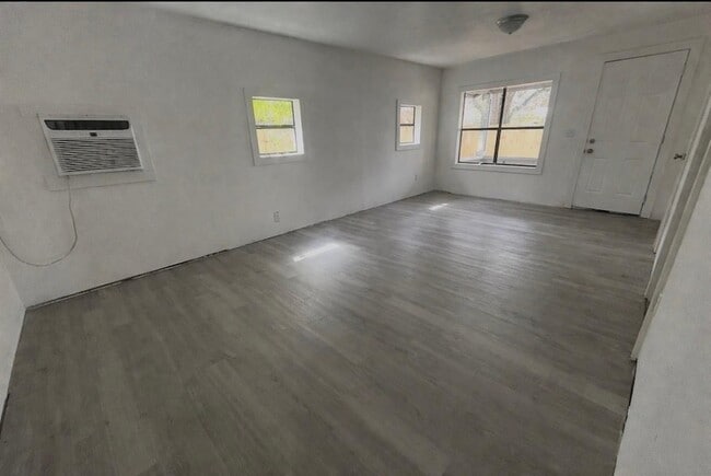 Photo - 516 S 11th St