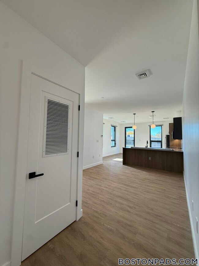 Photo - 199 Gardner St Unit 214