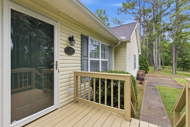 Photo - 2642 Hibbitts Rd