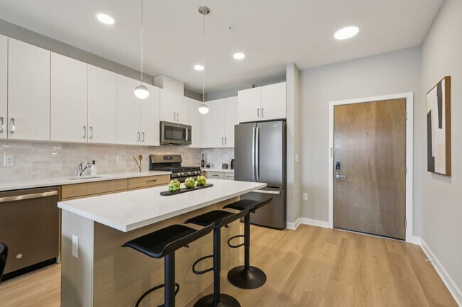 Photo - Experience Luxurious Living at CENTURION Union Center Unidad Residence 329