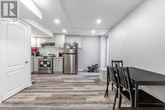 Photo - 239 Brisdale Dr