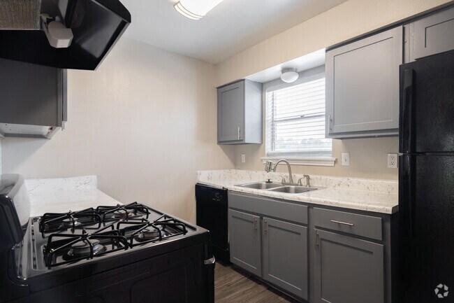 2HAB, 2BA - 990 Ft² - Aero On Upper Bay