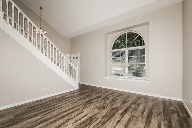 Photo - 4604 Welton St
