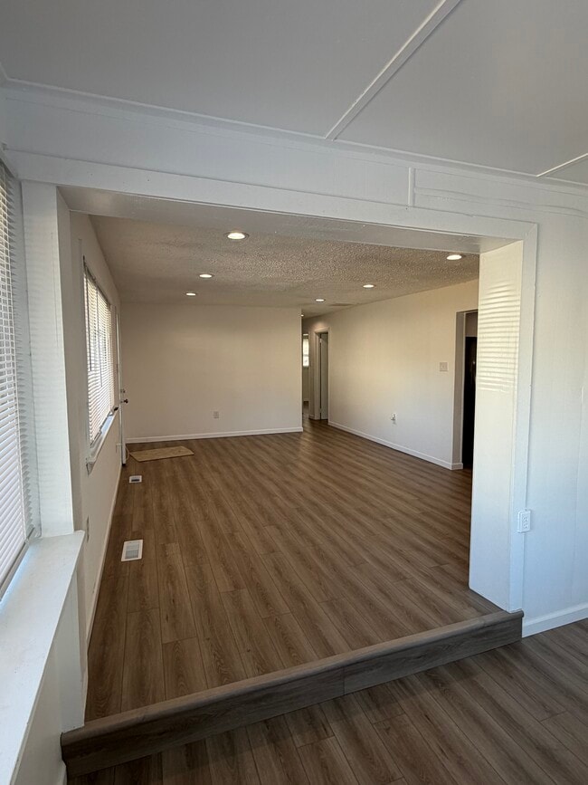 Photo - 203 Ellerbe Dr