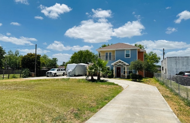 Building Photo - 1213 S Veterans Blvd Rental