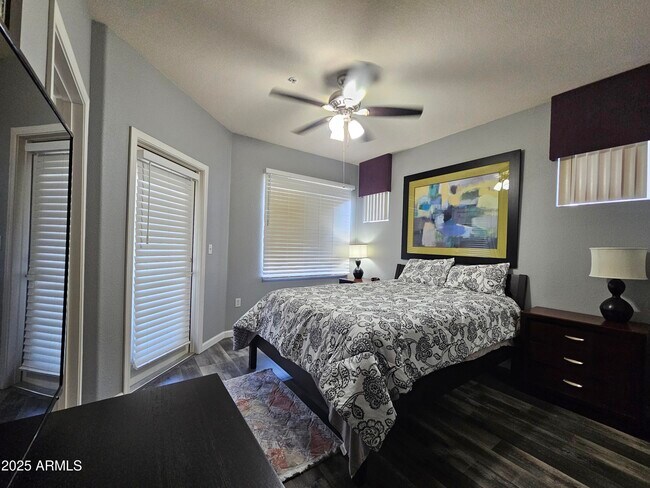 Photo - 18416 N Cave Creek Rd Unit 2013