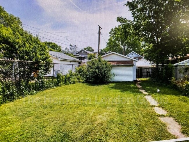 Photo - 4424 Dewey Ave