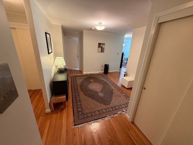 128 Pleasant St Unidad 201