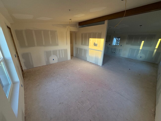 Photo - 471 Cheyne Rd