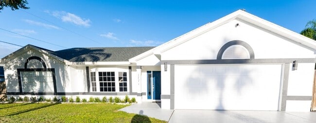 Building Photo - 1771 SE Gaskins Cir Rental