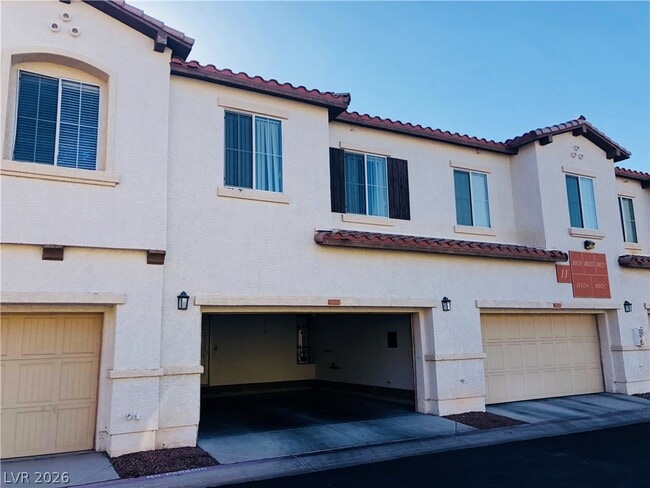 Photo - 1525 Spiced Wine Ave