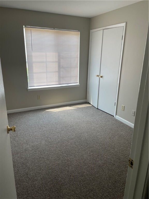 Building Photo - 220 Elm St Unit 503