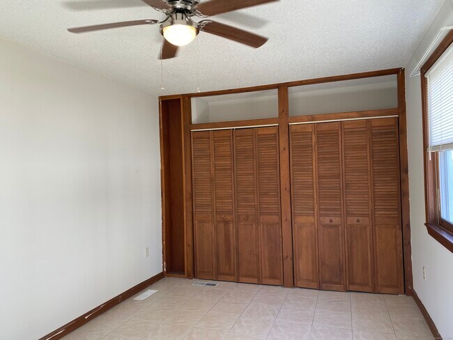 Photo - 35 Kinney St