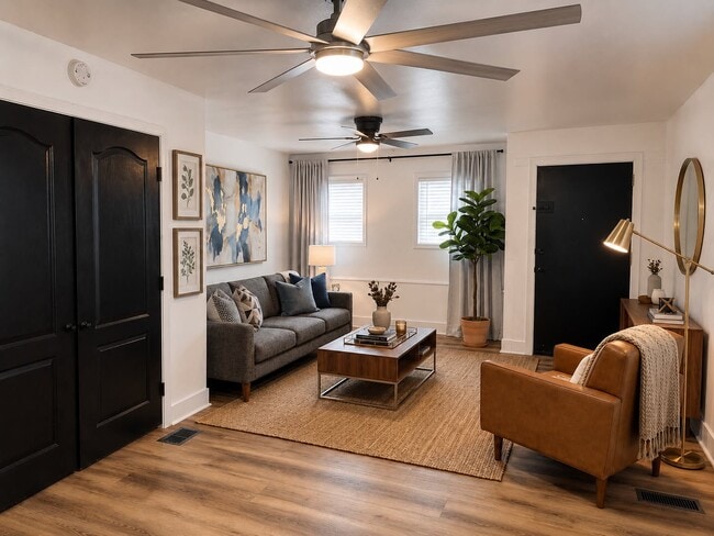 437 W Main St Unit 2