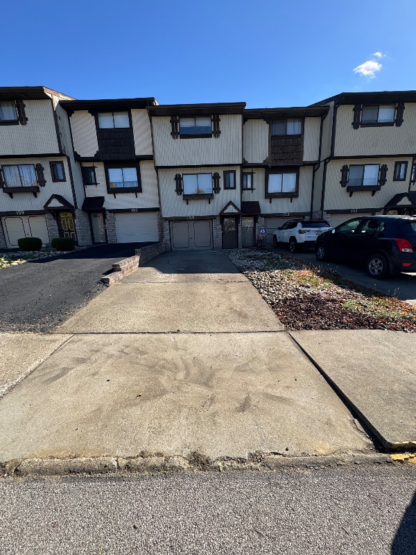 Photo - 155 Palomino Dr