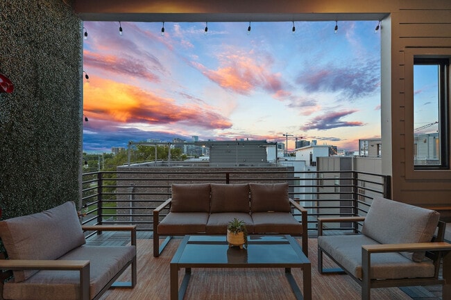 Photo - 1011 12th Ave S Unit ID1312340P