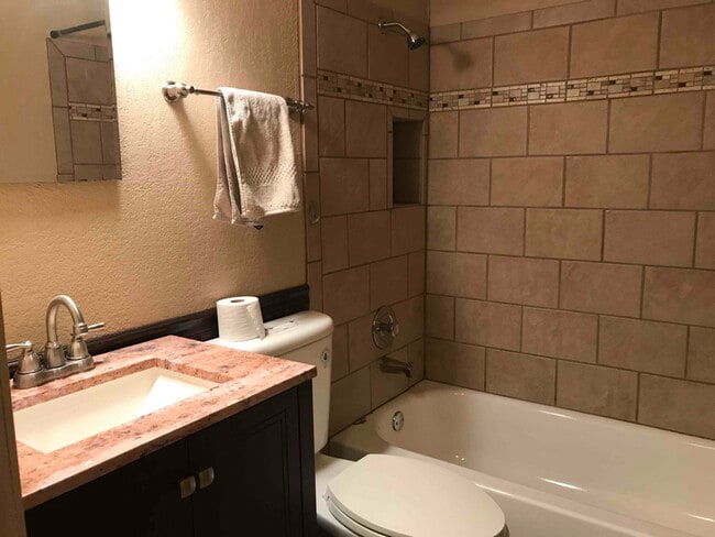 Photo - 119 Aldrich Dr Unidad 119 Aldrich DR