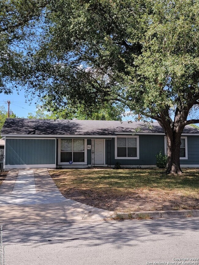 Photo - 483 Anton Dr