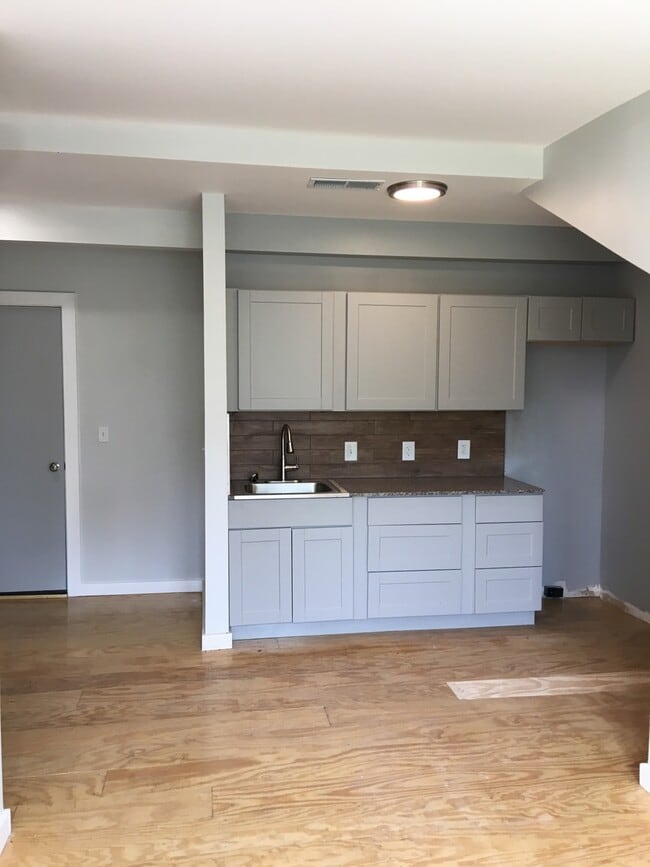 Photo - 2 Bedroom/1 Bath