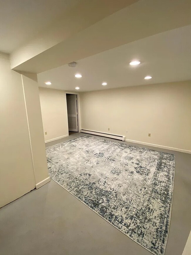 Photo - 247 South St