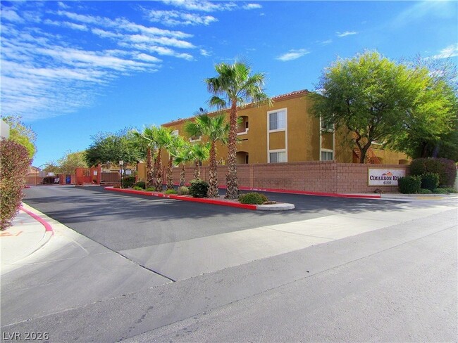Building Photo - 6160 Rumrill St Unit 210