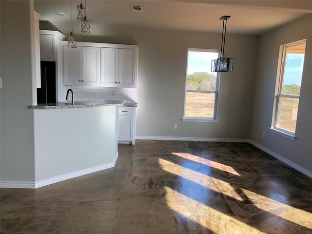 Photo - 1004 County Rd 327
