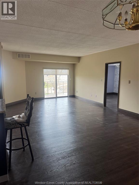 Photo - 200 Manning Rd Unité 305