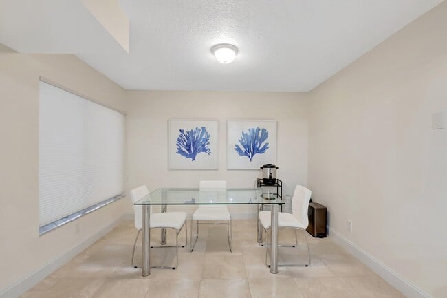 Photo - 7370 Orangewood Ln Unit 107